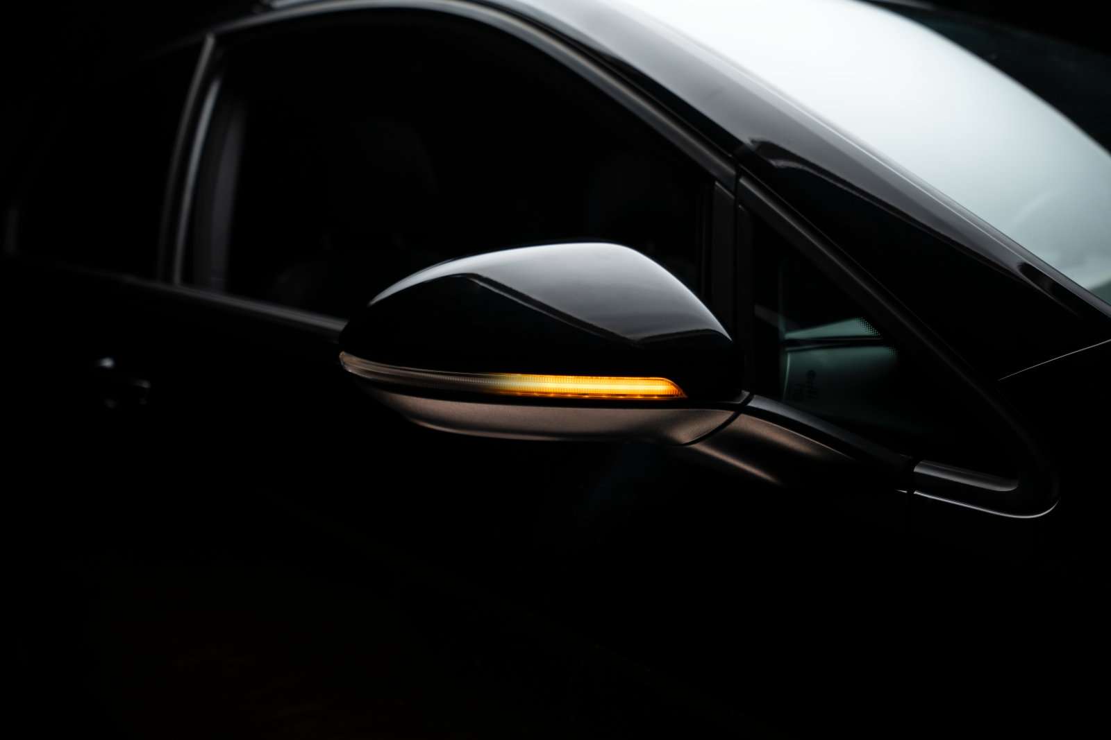 LEDRiving® Dynamische LED Spiegelblinker VW Golf VII - Black
