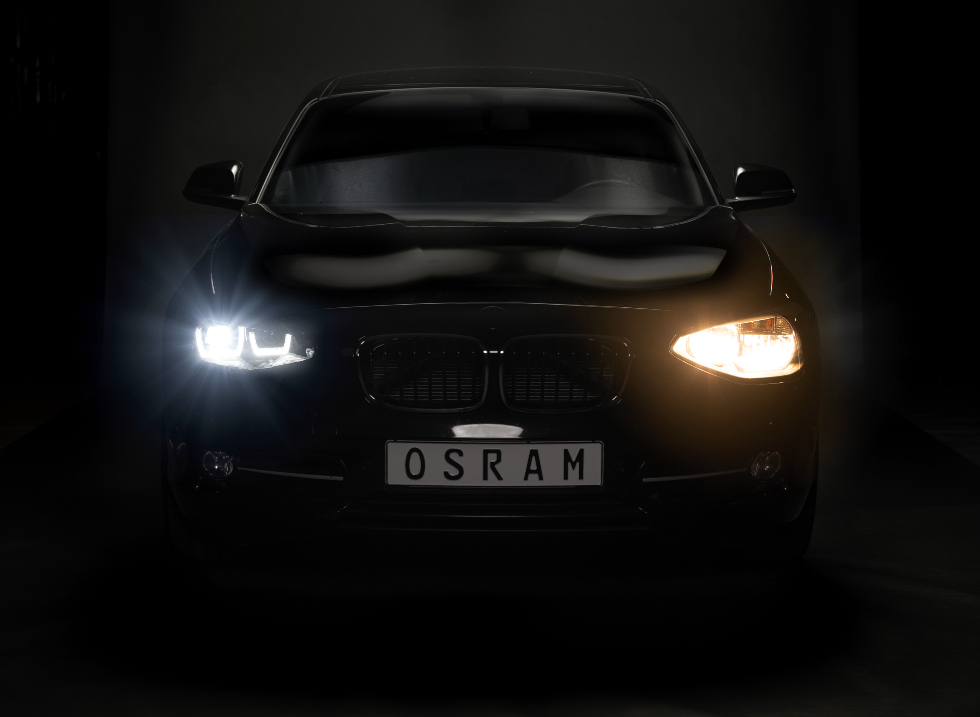 LEDriving® Voll-LED Scheinwerfer für den BMW 1er F20/F21 - C